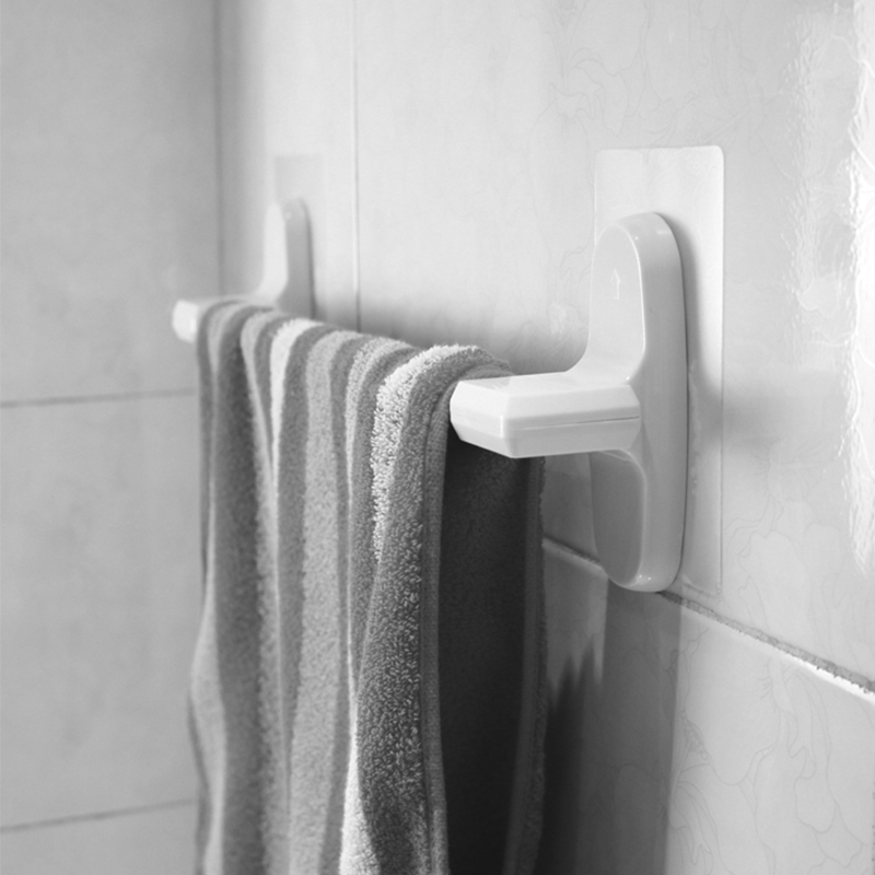 bathroom towel hanger