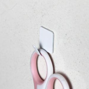  Waterproof Adhesive Hooks